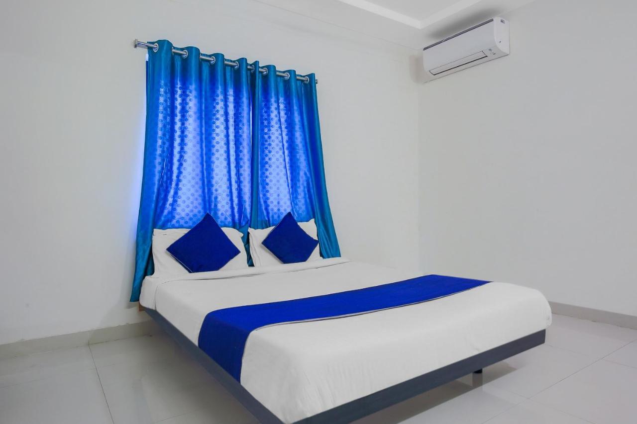 Oyo Silverkey 74581 Nallagandla Otel Haydarabad Dış mekan fotoğraf