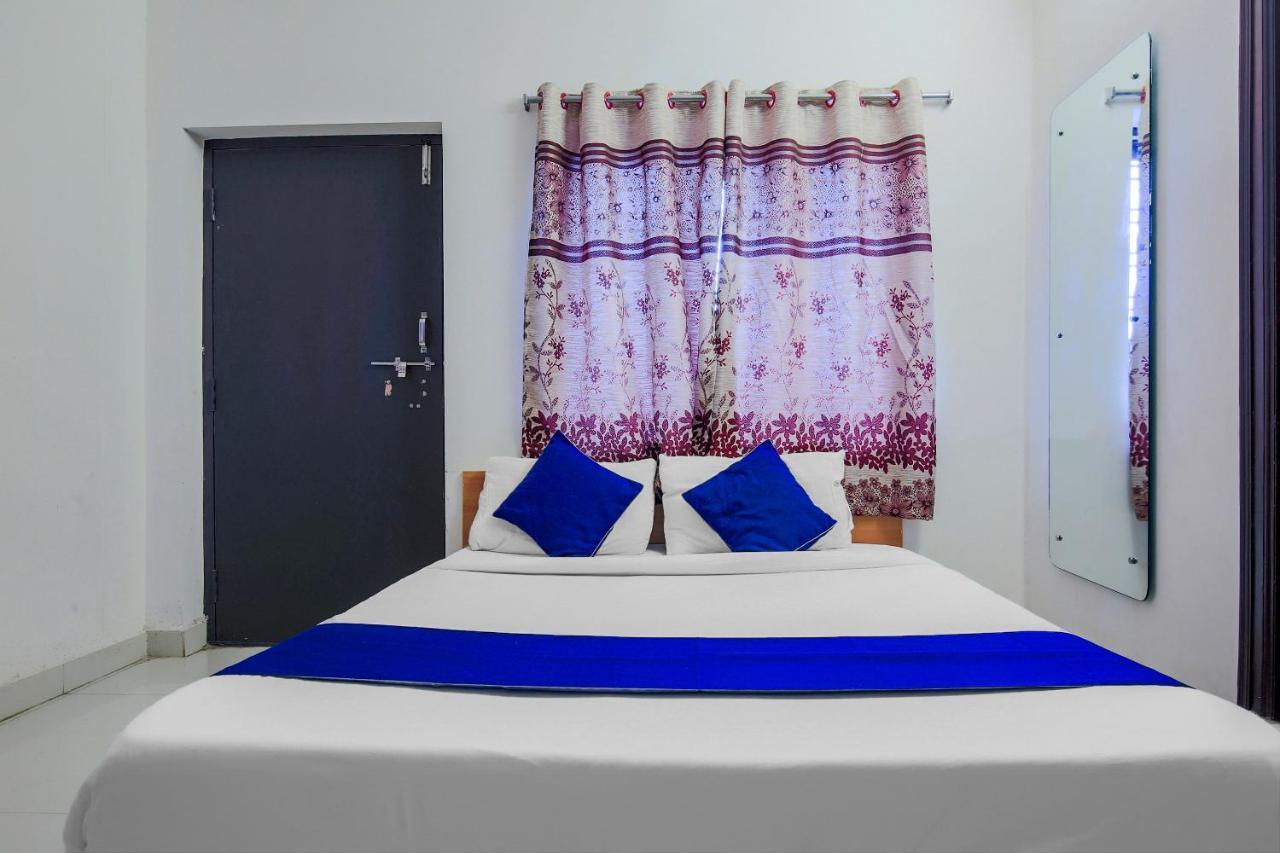 Oyo Silverkey 74581 Nallagandla Otel Haydarabad Dış mekan fotoğraf