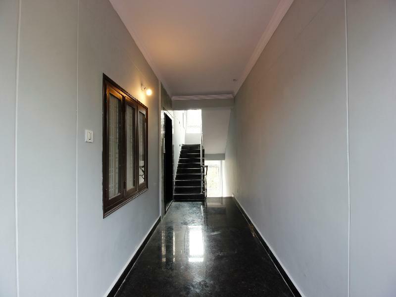 Oyo Silverkey 74581 Nallagandla Otel Haydarabad Dış mekan fotoğraf