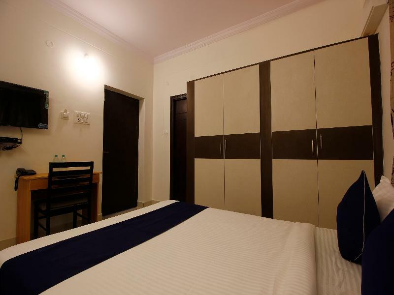 Oyo Silverkey 74581 Nallagandla Otel Haydarabad Dış mekan fotoğraf