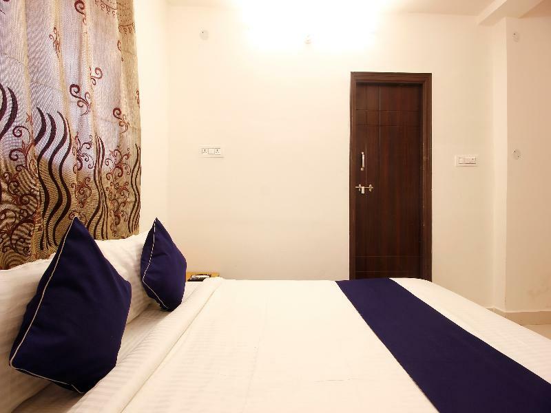Oyo Silverkey 74581 Nallagandla Otel Haydarabad Dış mekan fotoğraf